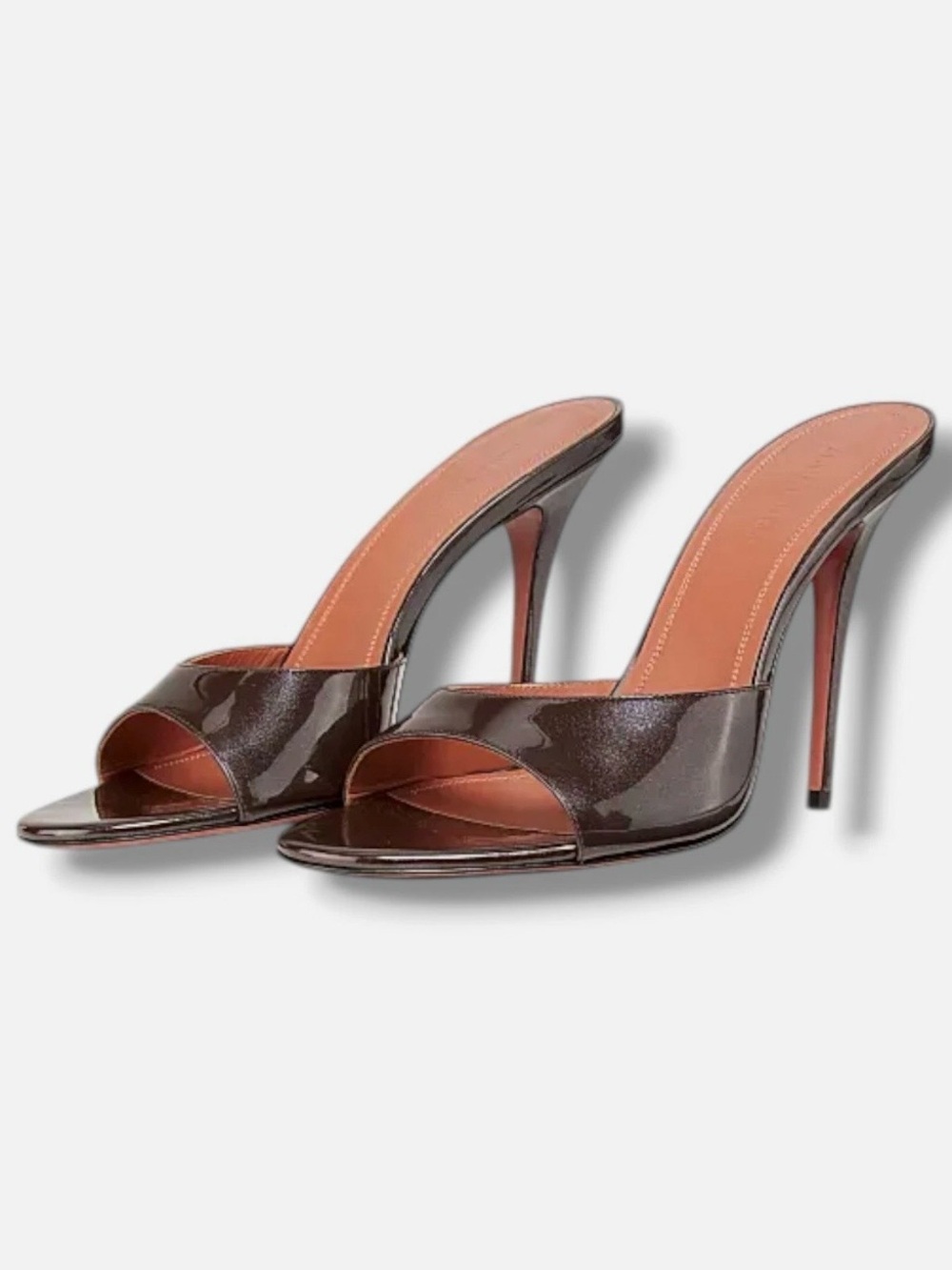 NIB Amina Muaddi Elodie Patent Leather Stiletto Mules Slides! 9 (US) 39 (EU) NEW